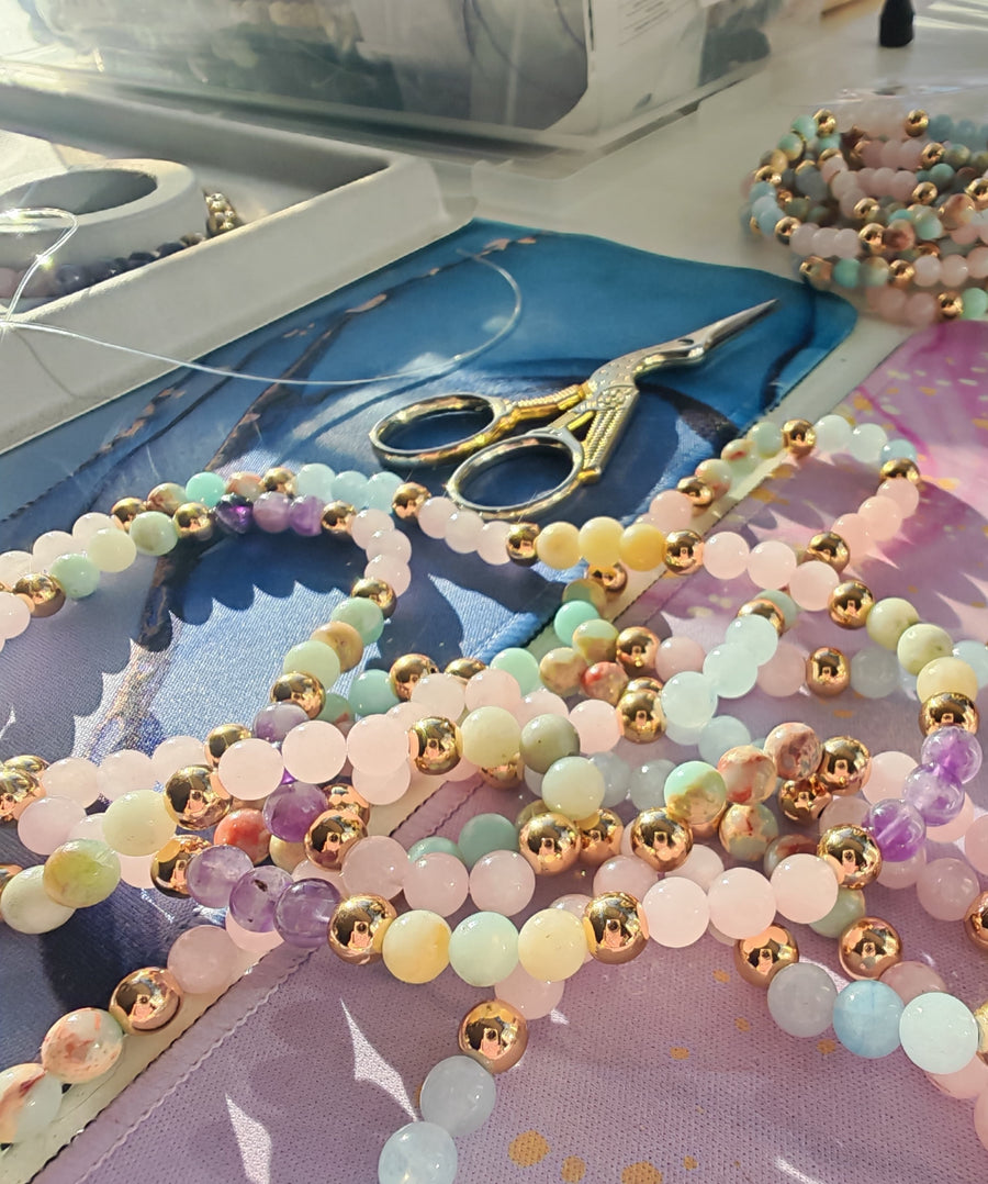 Materiales: piedras naturales y cristales