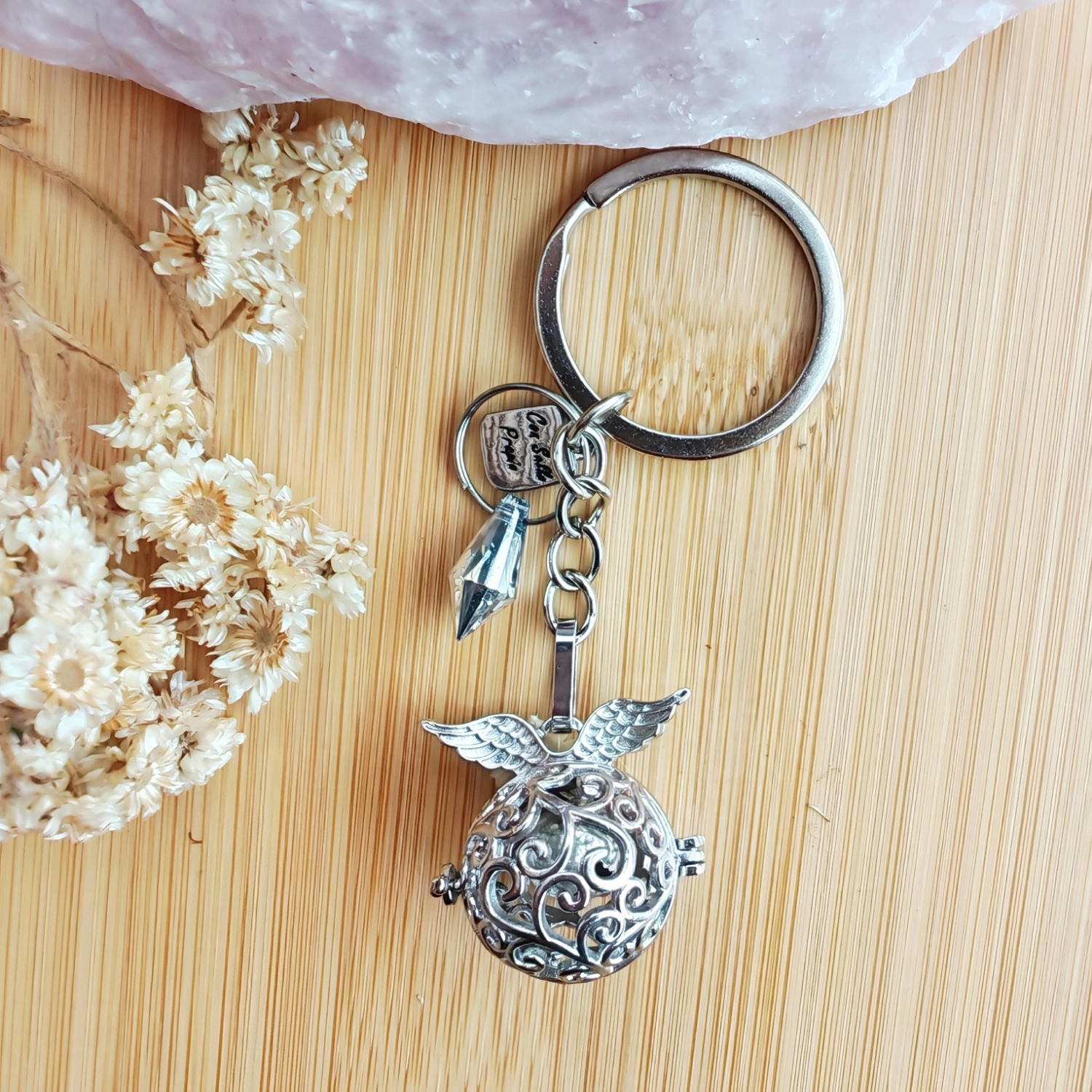 Llamador de Ángeles Alas Plateado – Luz, Fe y Conexión Espiritual | Mixtilo