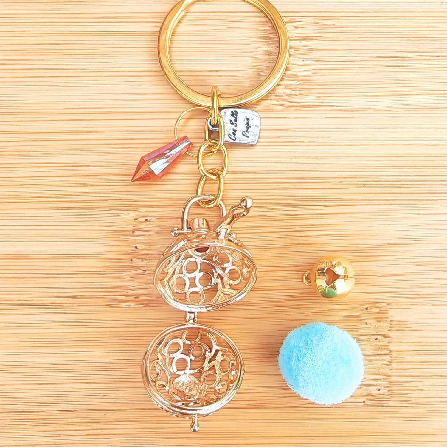 Llamador de Ángeles Esfera Dorado – Armonía, Protección y Sonido Suave | Mixtilo