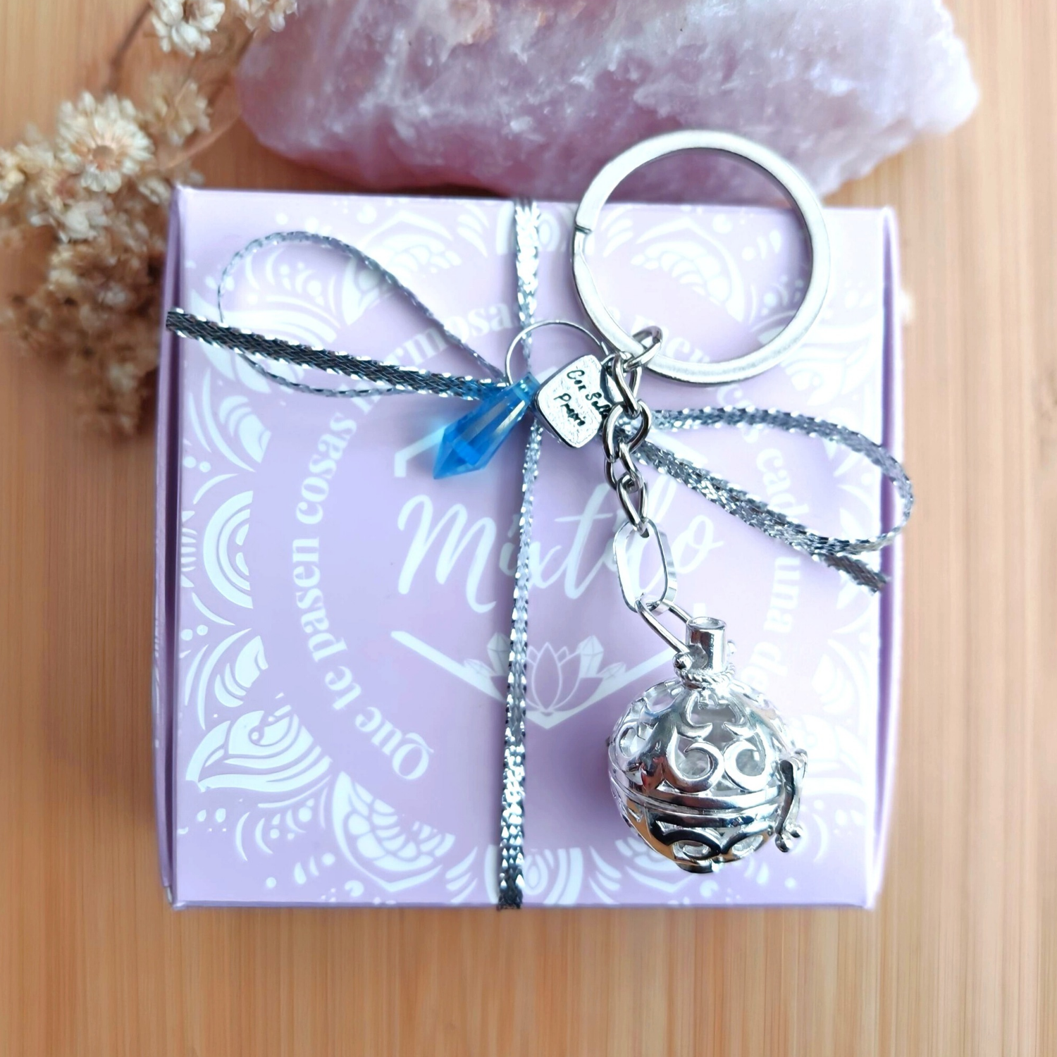 Llamador de Ángeles Alas Plateado – Luz, Fe y Conexión Espiritual | Mixtilo